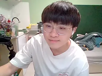Yang_571 webcam model stream image