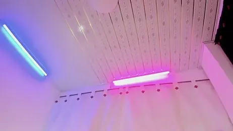 Strella_ferrera webcam model stream image