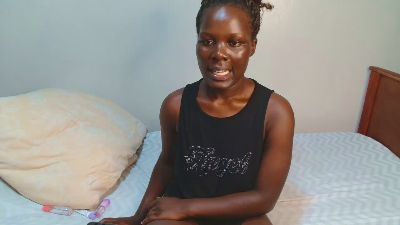 Nova_mila webcam model stream image