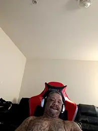 yellowwetfox webcam model stream image