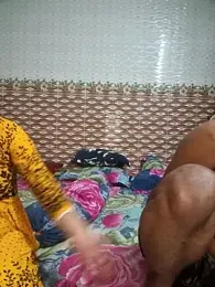 Younger_Couples webcam model stream image