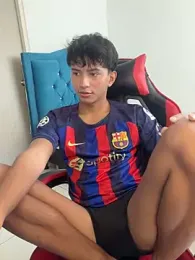 Leonarrrd_01 webcam stripchat model stream image