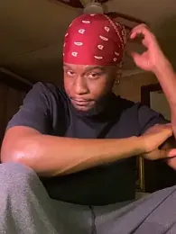 black_Man_dingo webcam model stream image