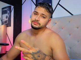 andrew-brownn webcam camsoda model stream image