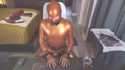 Tightlyrubberd webcam model stream image