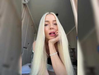 WhiteGirl-one webcam bongacams model stream image