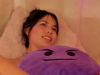 Yoss Richardson webcam flirt4free model stream image