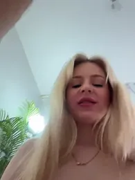 CaseyCumFace webcam model stream image