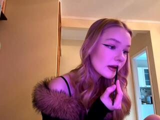 Camila Warick webcam model stream image