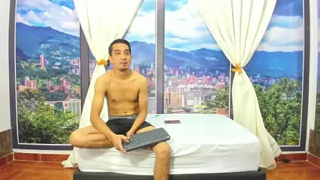 JohanaAndMiller webcam model stream image