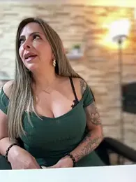 _Abril-Office1 webcam model stream image