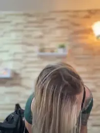 _Abril-Office1 webcam model stream image