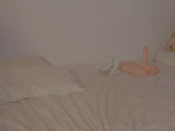 nicolle_mitchelle webcam chaturbate model stream image