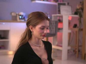 ButterflyLeah webcam model stream image