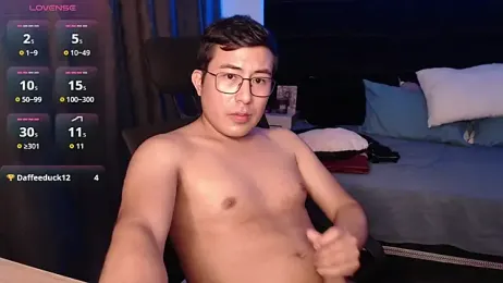 andrewmhilton_ webcam model stream image