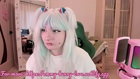 EmmyBunny webcam model stream image