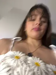 ginny_ross webcam model stream image