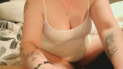 FeuchteMuschi86 webcam model stream image