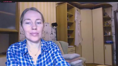 Oly_nice webcam model stream image