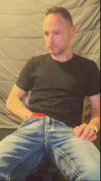 Famous1tad webcam model stream image