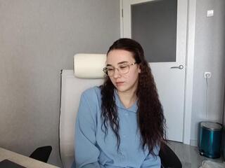 Nilsa Malott webcam flirt4free model stream image