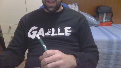 Pisellone2096 webcam model stream image