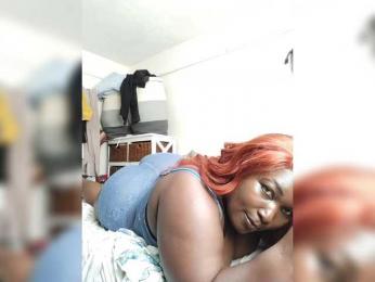 KandyDee webcam model stream image