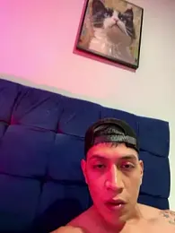 OliverWest04 webcam model stream image