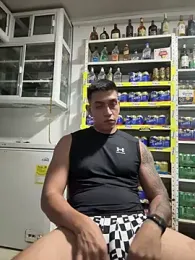 OliverWest04 webcam model stream image