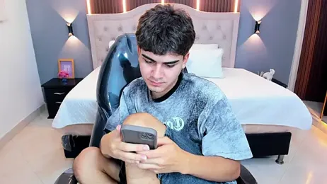 Tommy18__ webcam model stream image