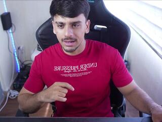 Paul Young webcam model stream image