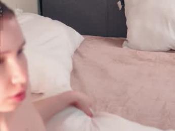 suziegoglia webcam model stream image