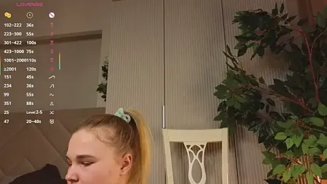 OdetteHarwick webcam model stream image