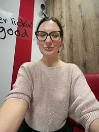 The_Snowwhitee webcam stripchat model stream image