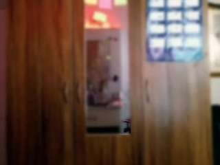 laug8 webcam model stream image