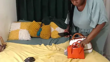 GaggingQueenxx webcam stripchat model stream image