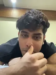 Vihaaanfucks webcam stripchat model stream image