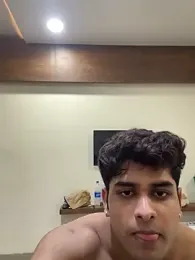 Vihaaanfucks webcam stripchat model stream image