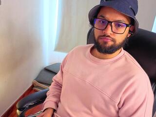 Amir Haidar webcam model stream image