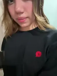 HornyMia11 webcam model stream image