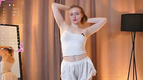 VinnieSerrano webcam stripchat model stream image