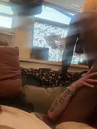 Motherbigbus webcam model stream image