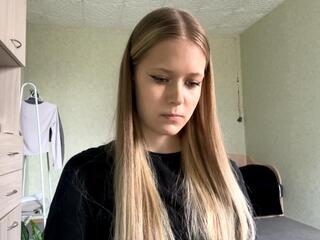 Emelina Carpio webcam model stream image