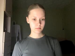 Emelina Carpio webcam model stream image