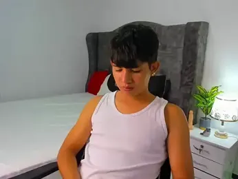 Mikke18 webcam model stream image