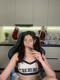 CurlyLara webcam stripchat model stream image