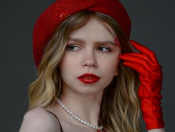 UnataMigdel webcam model stream image