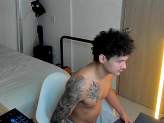 Morthy D webcam model stream image