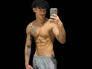 Morthy D webcam model stream image
