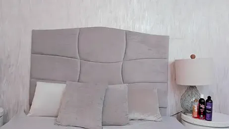 Naomii_BDSM webcam model stream image